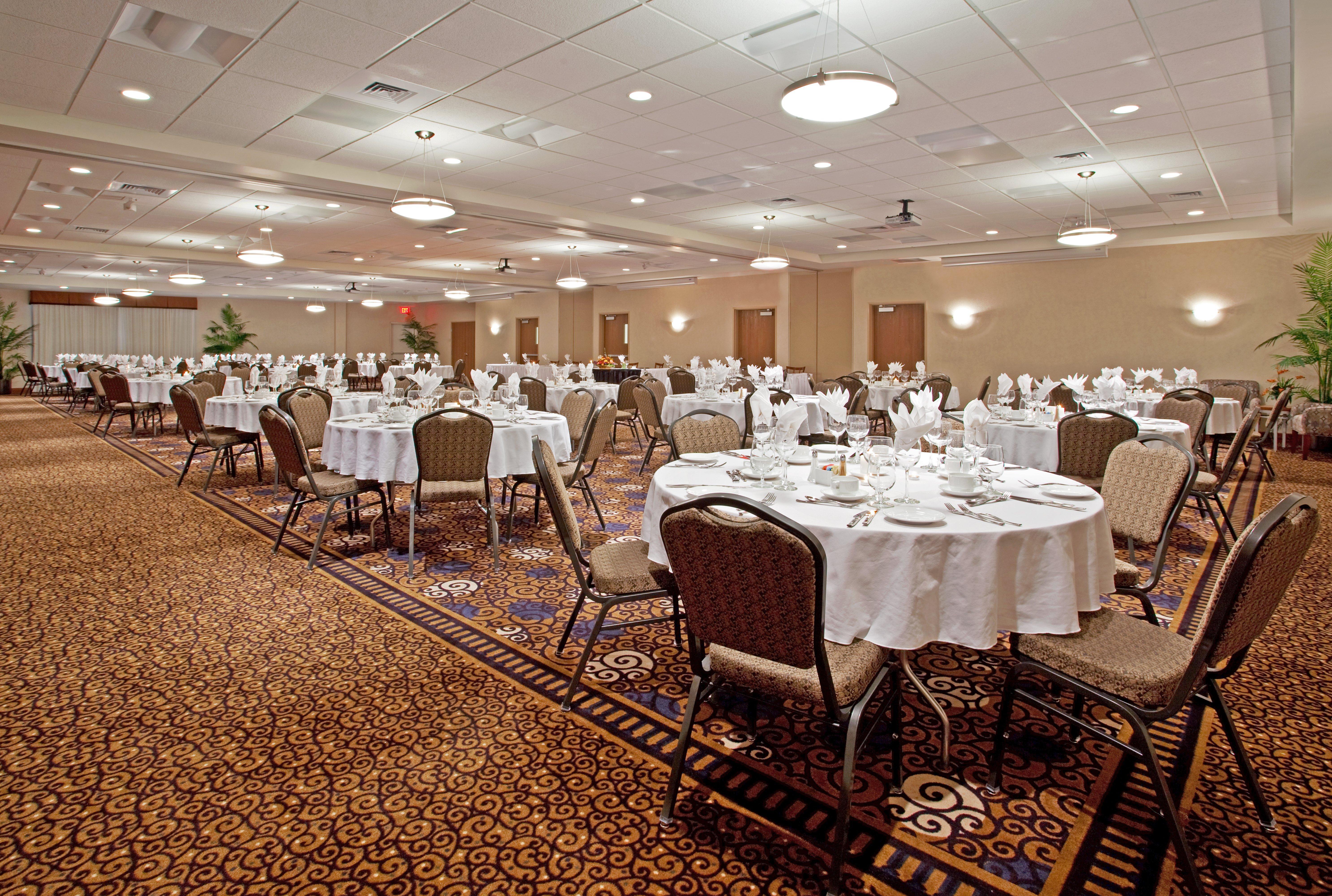 Holiday Inn Purdue - Fort Wayne By Ihg Zewnętrze zdjęcie